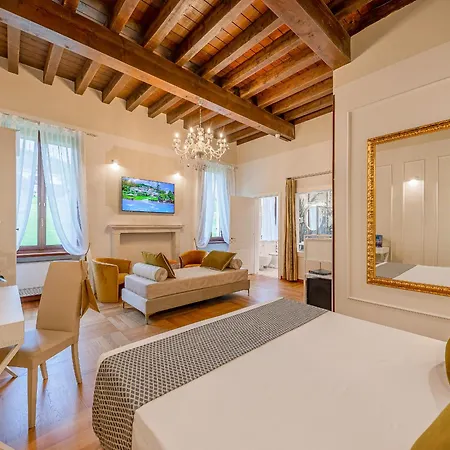 Cariola Hotel 4*