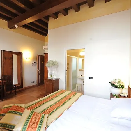 Cariola 4*